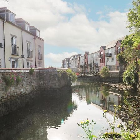 'Riverside' Summercourt 彭林 外观 照片